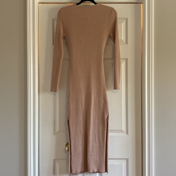 Long ribbed midi dress (Size M) - Picture 2 of 3